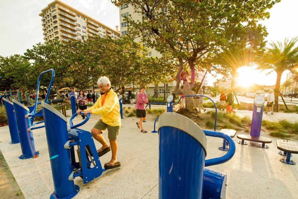 Beachway Per Ankh Pompano Beach Esterno foto