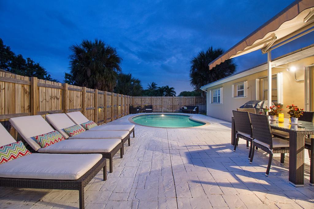 Beachway Per Ankh Pompano Beach Esterno foto