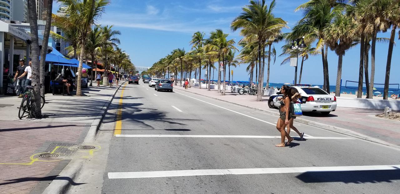 Beachway Per Ankh Pompano Beach Esterno foto